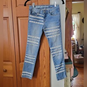 RUUM Girl's Blue Jeans with Lace Stripes Detail Skinny 10
